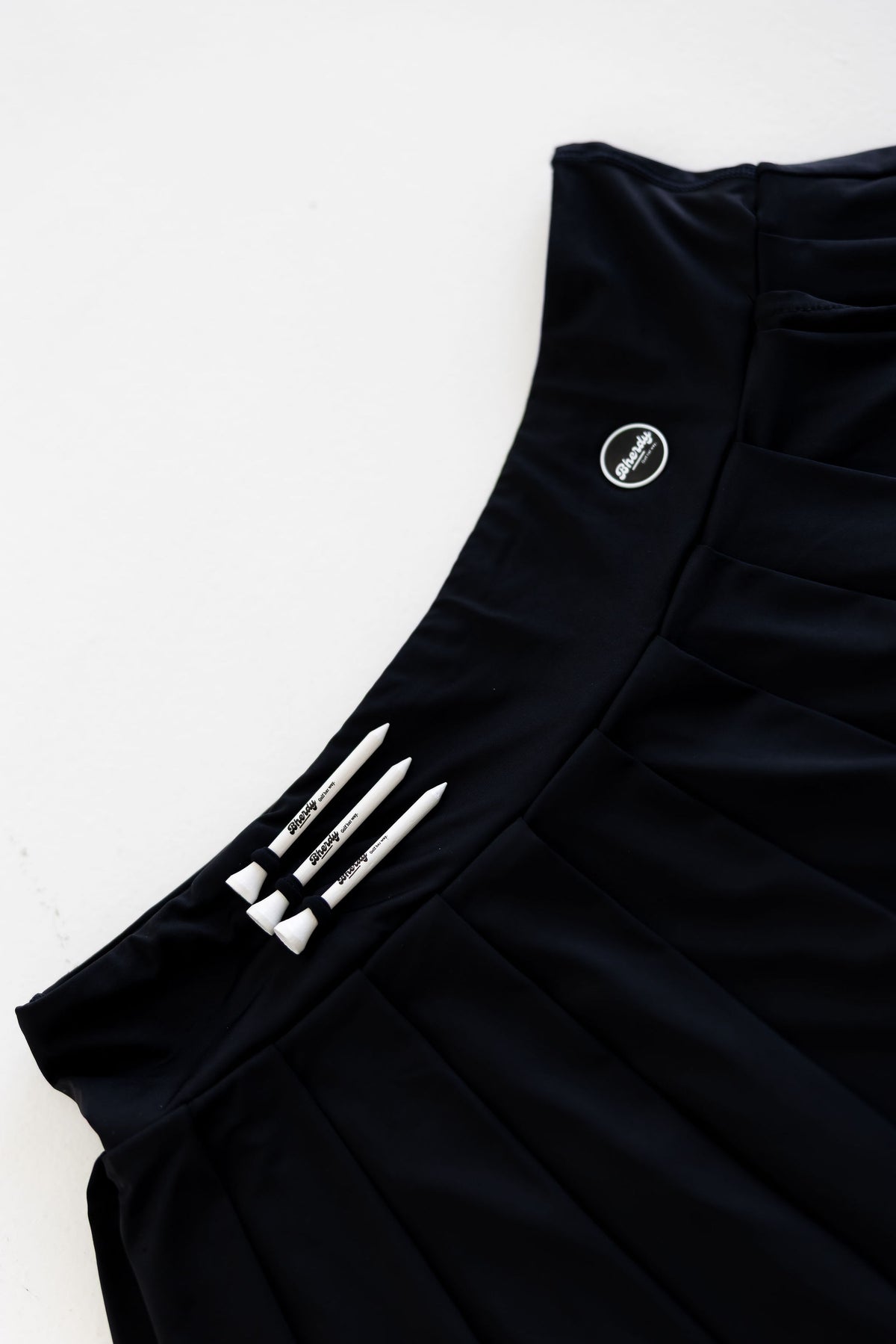 Women's golf outfit with black skort — Bherdy Golf