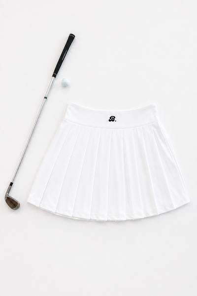 Hole-In-One Skort in White